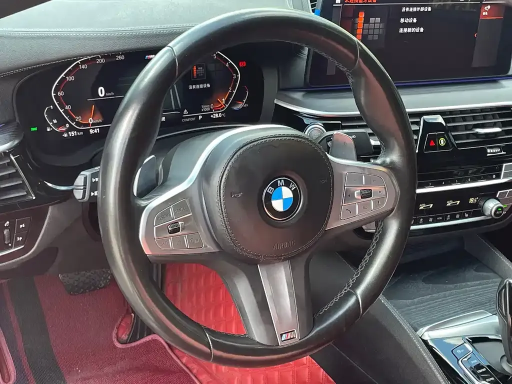 BMW 5 Series — фото 10