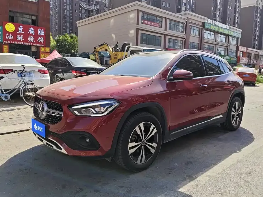 Mercedes-Benz GLA — фото 1