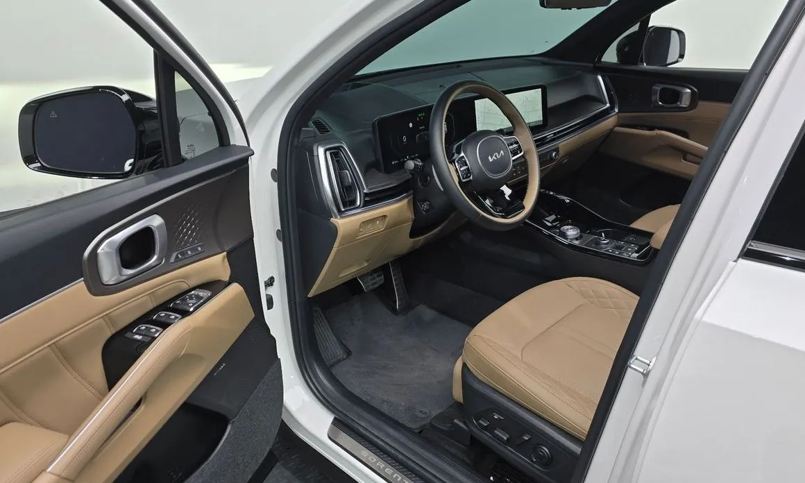 Kia Sorento — фото 9
