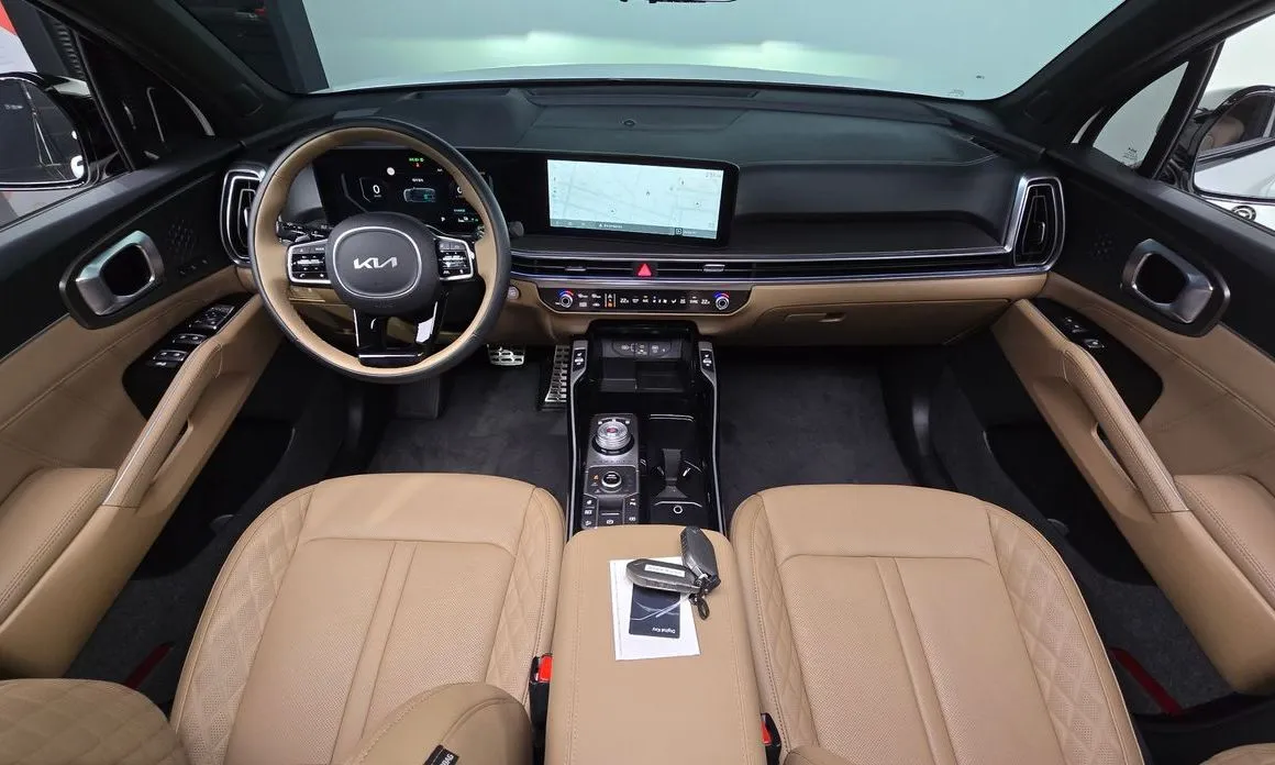 Kia Sorento — фото 10