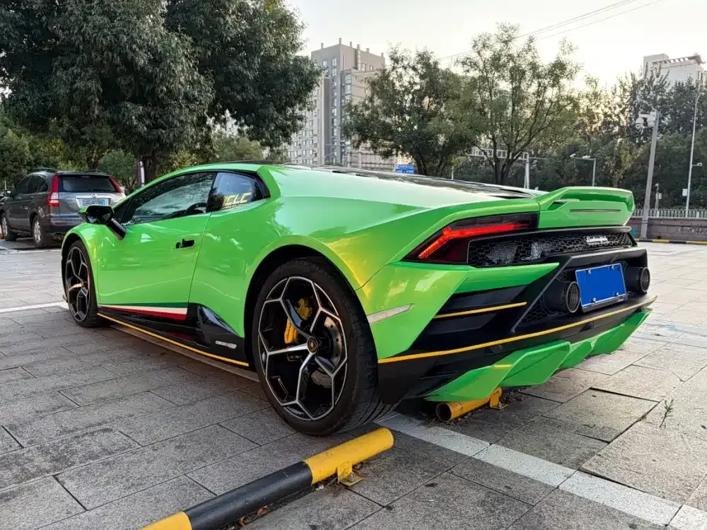 Lamborghini Huracan — фото 8