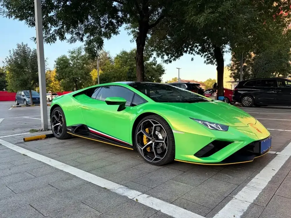 Lamborghini Huracan — фото 7