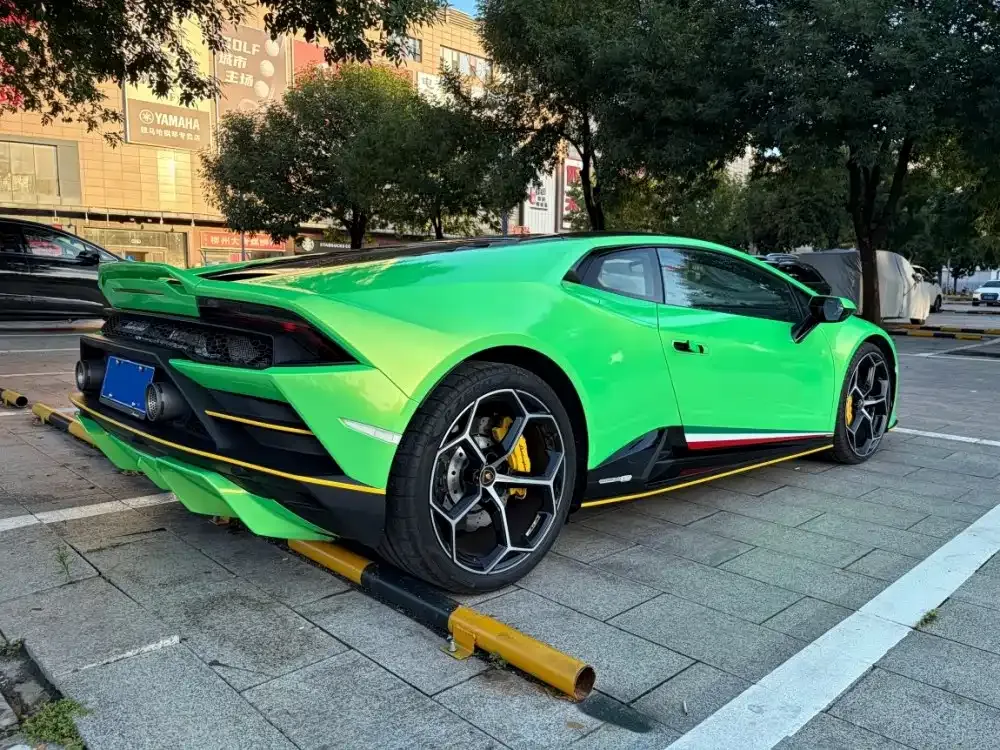 Lamborghini Huracan — фото 10