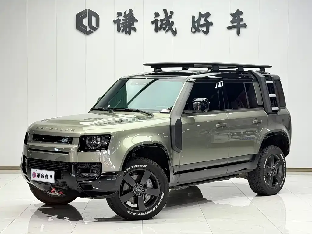 Land Rover Defender — фото 1