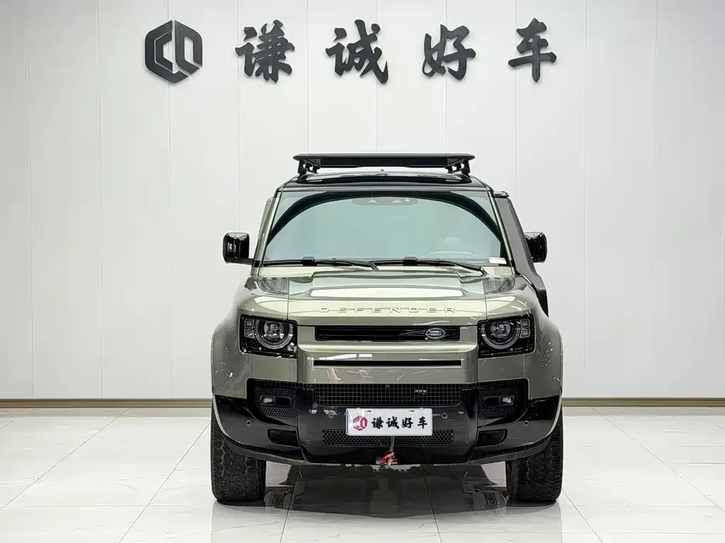 Land Rover Defender — фото 10