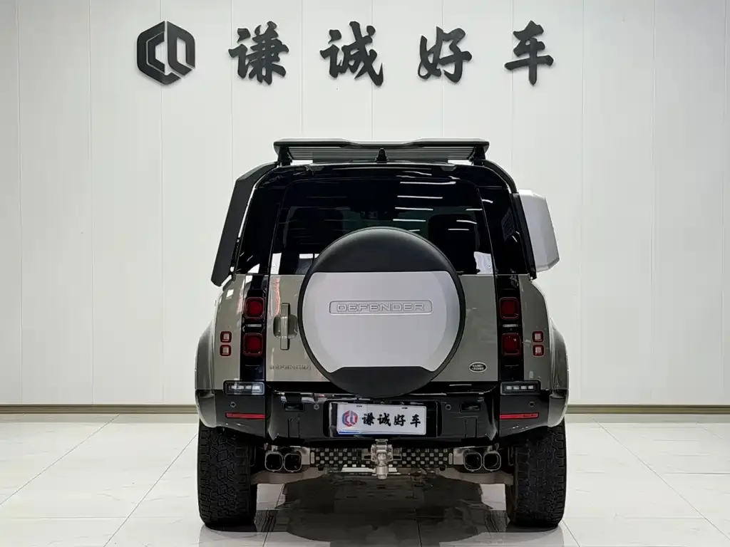 Land Rover Defender — фото 2