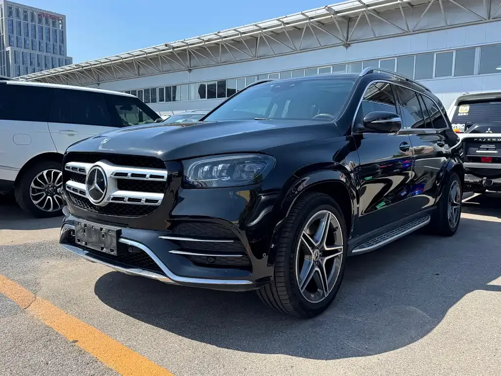 Mercedes-Benz GLS — фото 1