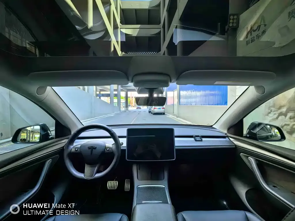 Tesla Model Y — фото 3