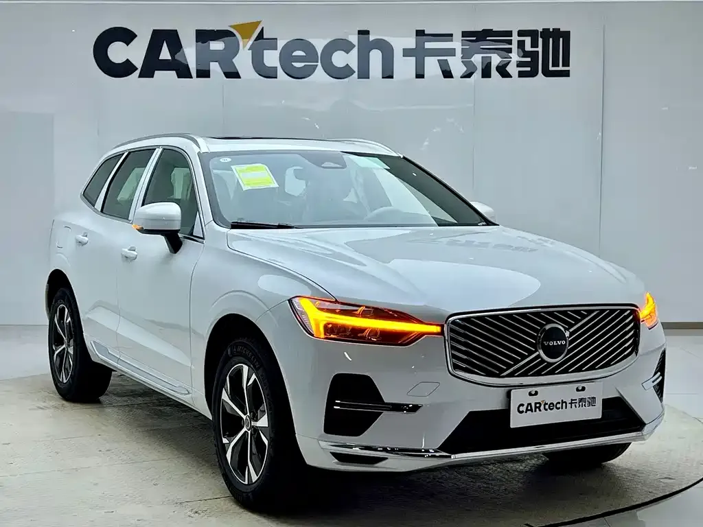 Volvo XC60 — фото 4