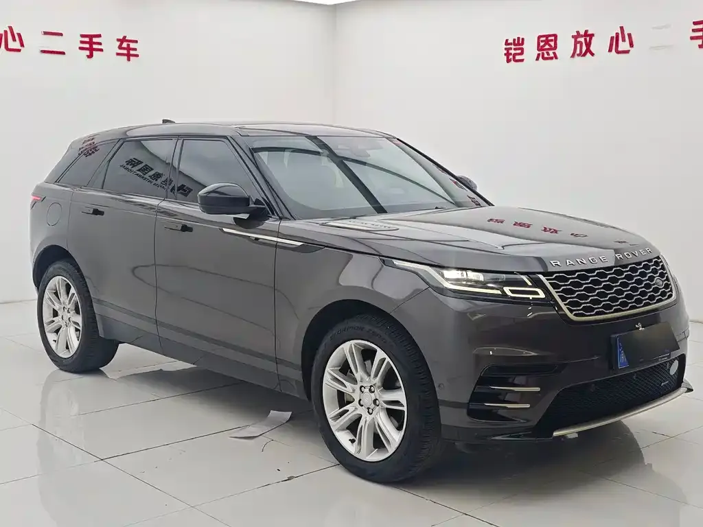 Land Rover Velar — фото 10