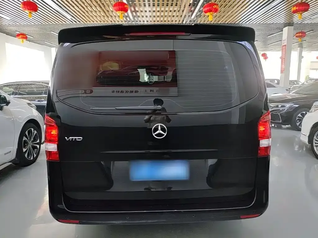 Mercedes-Benz Vito — фото 10