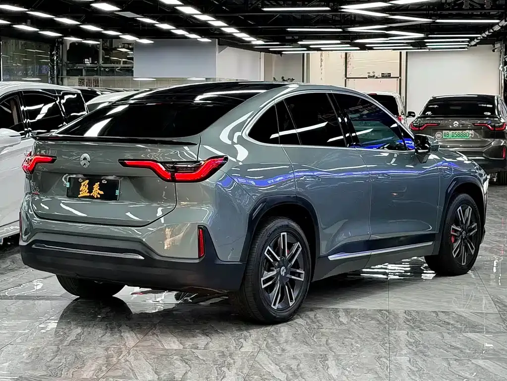 NIO EC6 — фото 8