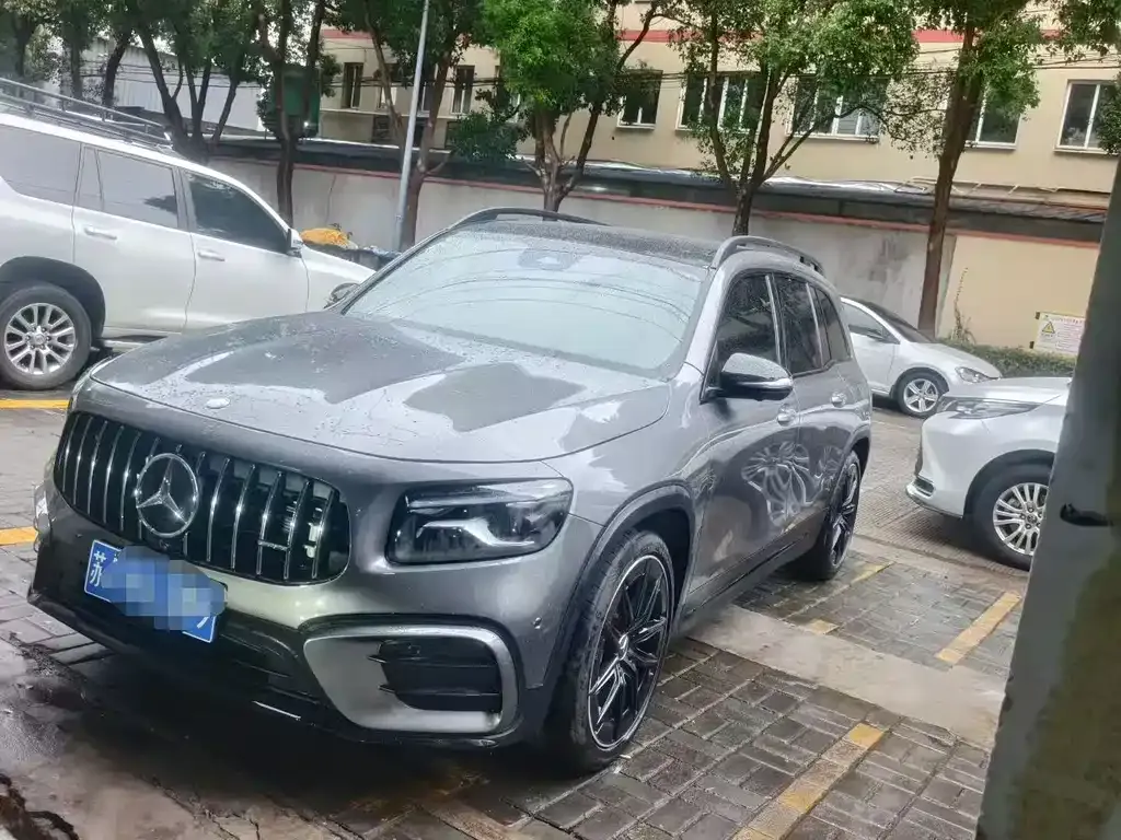 Mercedes-Benz GLB AMG — фото 1