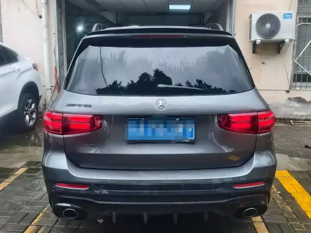 Mercedes-Benz GLB AMG — фото 3
