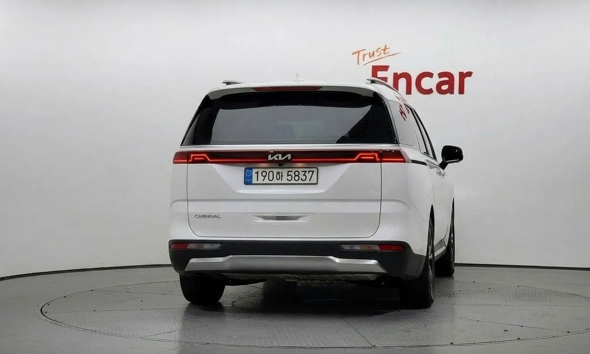 Kia Carnival — фото 2