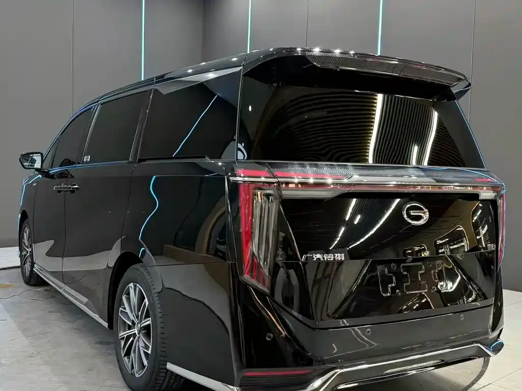 GAC Motor Trumpchi M8 — фото 10