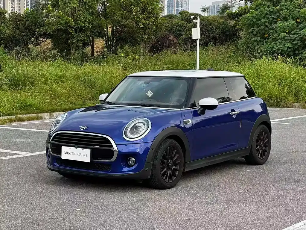 MINI Cooper (3-door) — фото 1