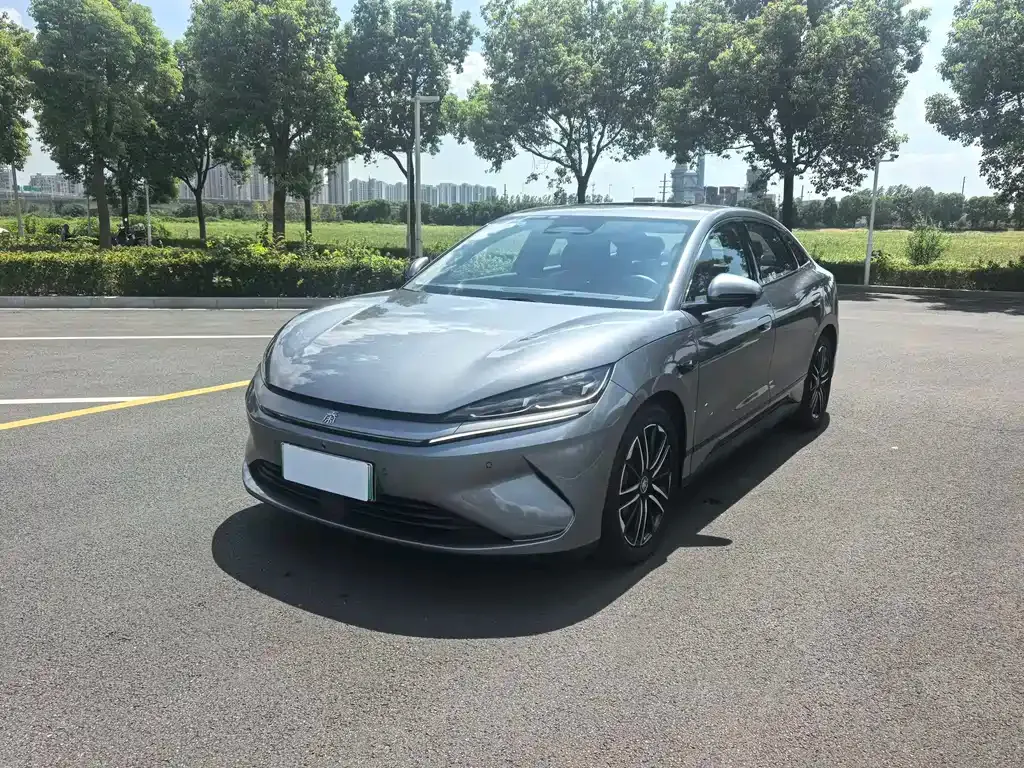 BYD Qin L — фото 1