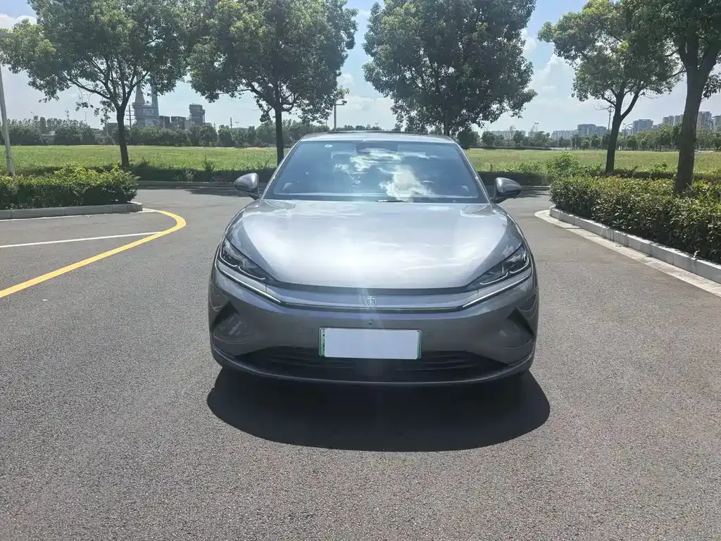 BYD Qin L — фото 8