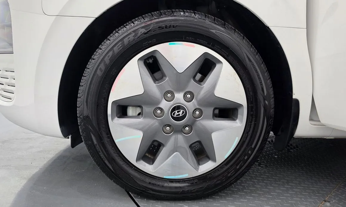 Hyundai Staria — фото 2