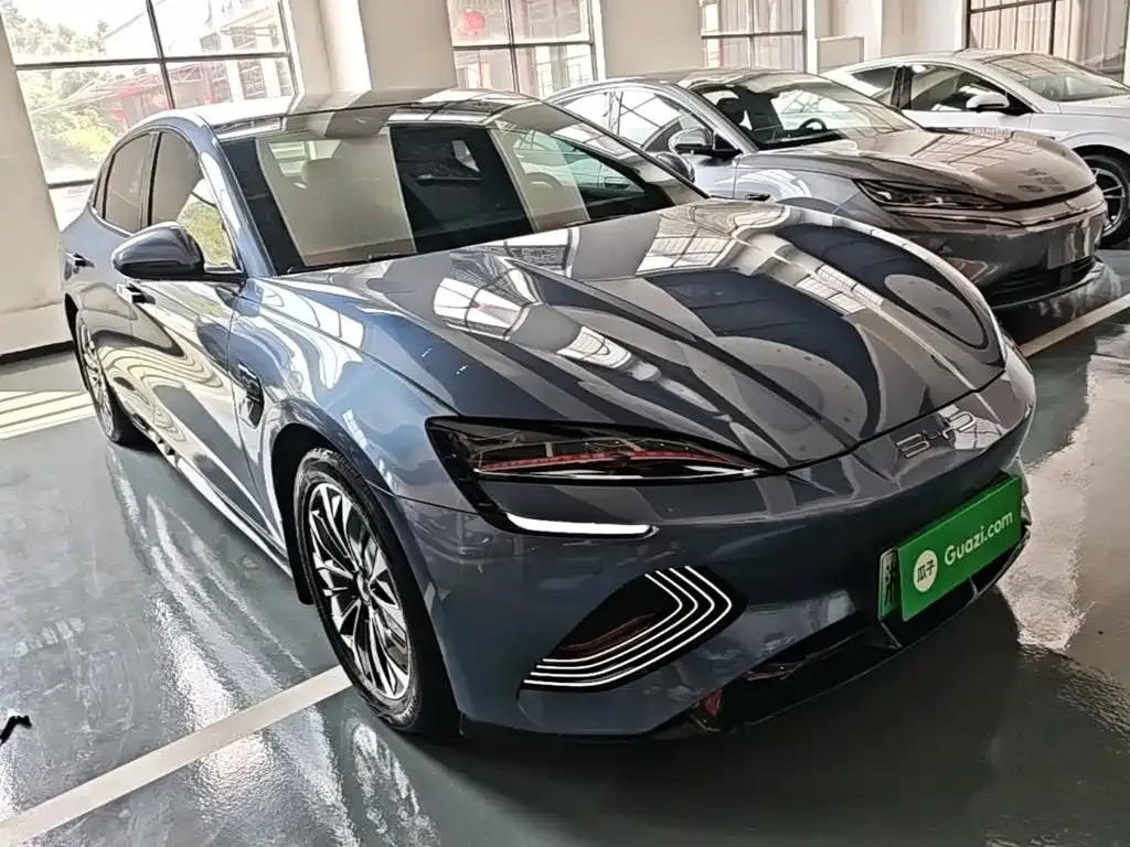 BYD Seal — фото 6
