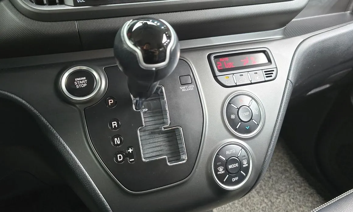 Kia RAY — фото 10