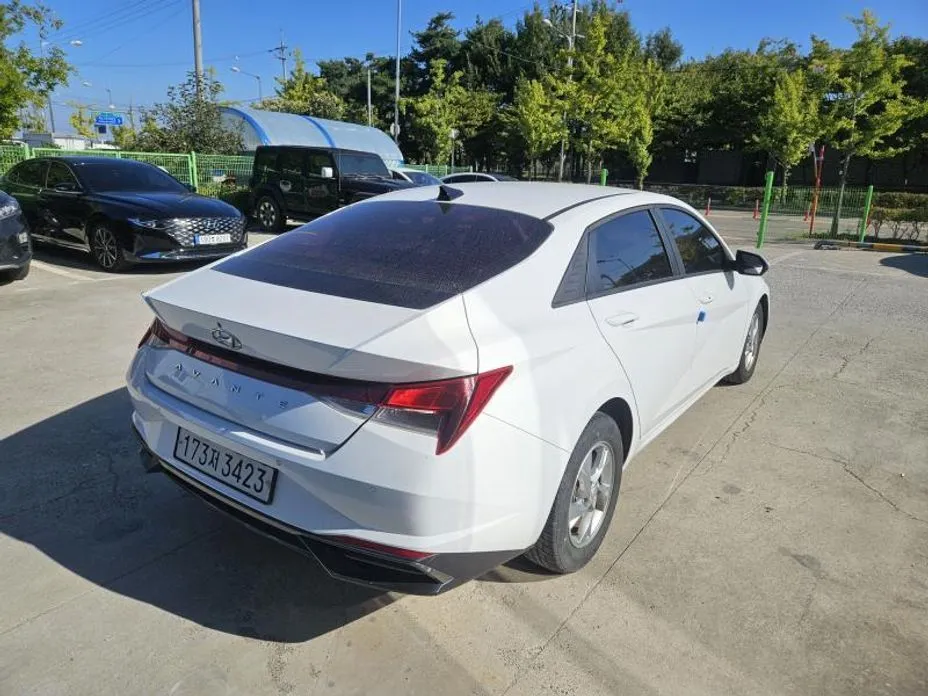 Hyundai AVANTE — фото 8