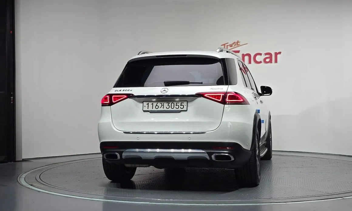 Mercedes-Benz GLE-Class — фото 5