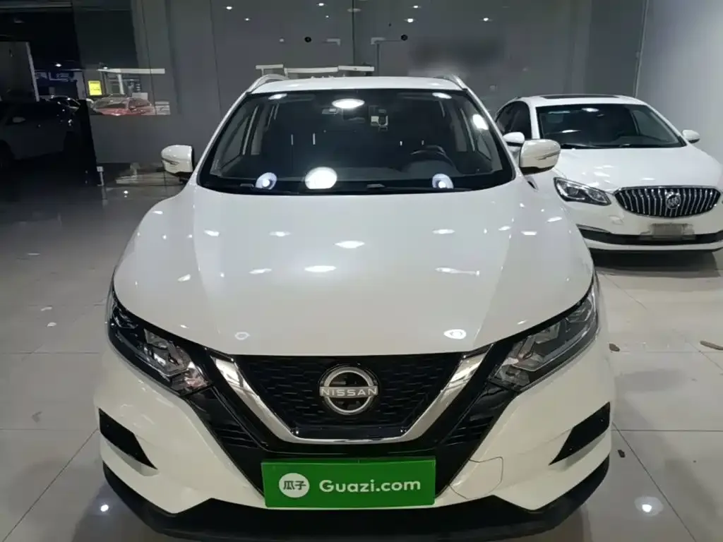 Nissan Qashqai — фото 2