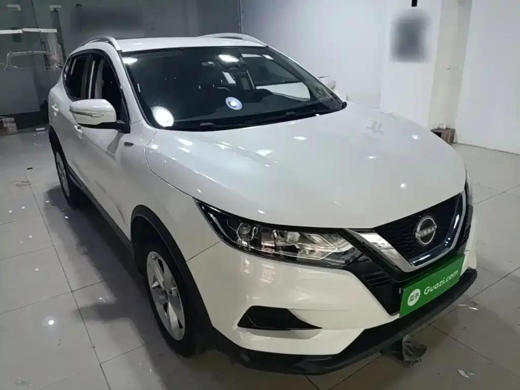 Nissan Qashqai — фото 6