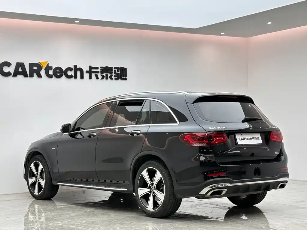 Mercedes-Benz GLC — фото 10