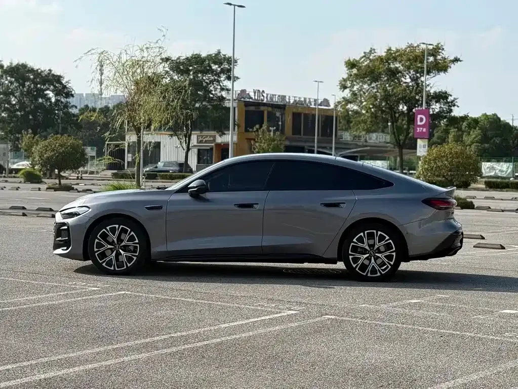Audi A5L Sportback — фото 7