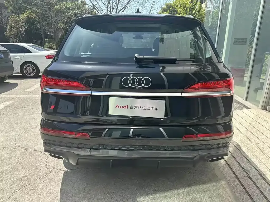 Audi Q7 — фото 4