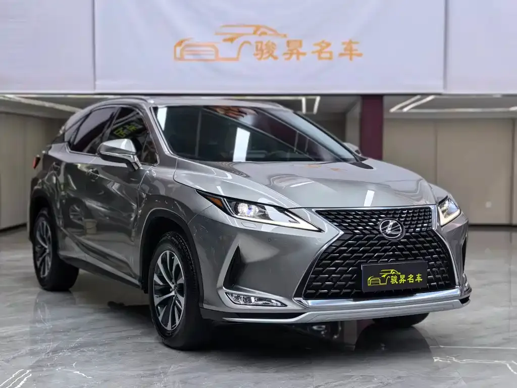 Lexus RX — фото 9
