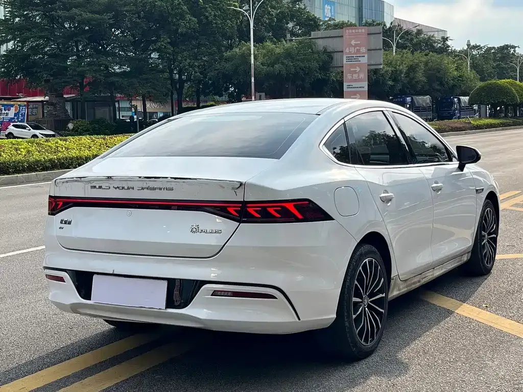 BYD Qin PLUS — фото 8