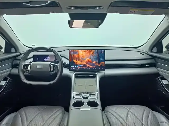 Geely Galaxy L6 — фото 2
