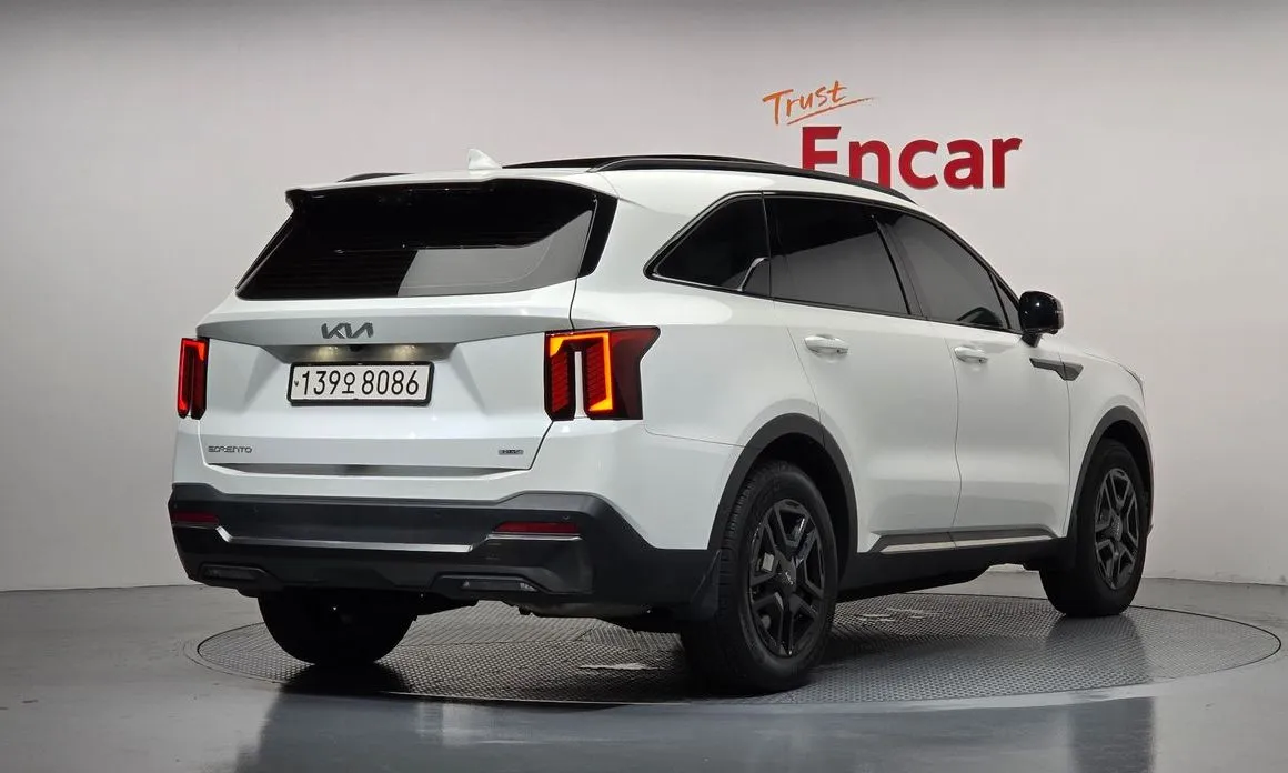 Kia Sorento — фото 5
