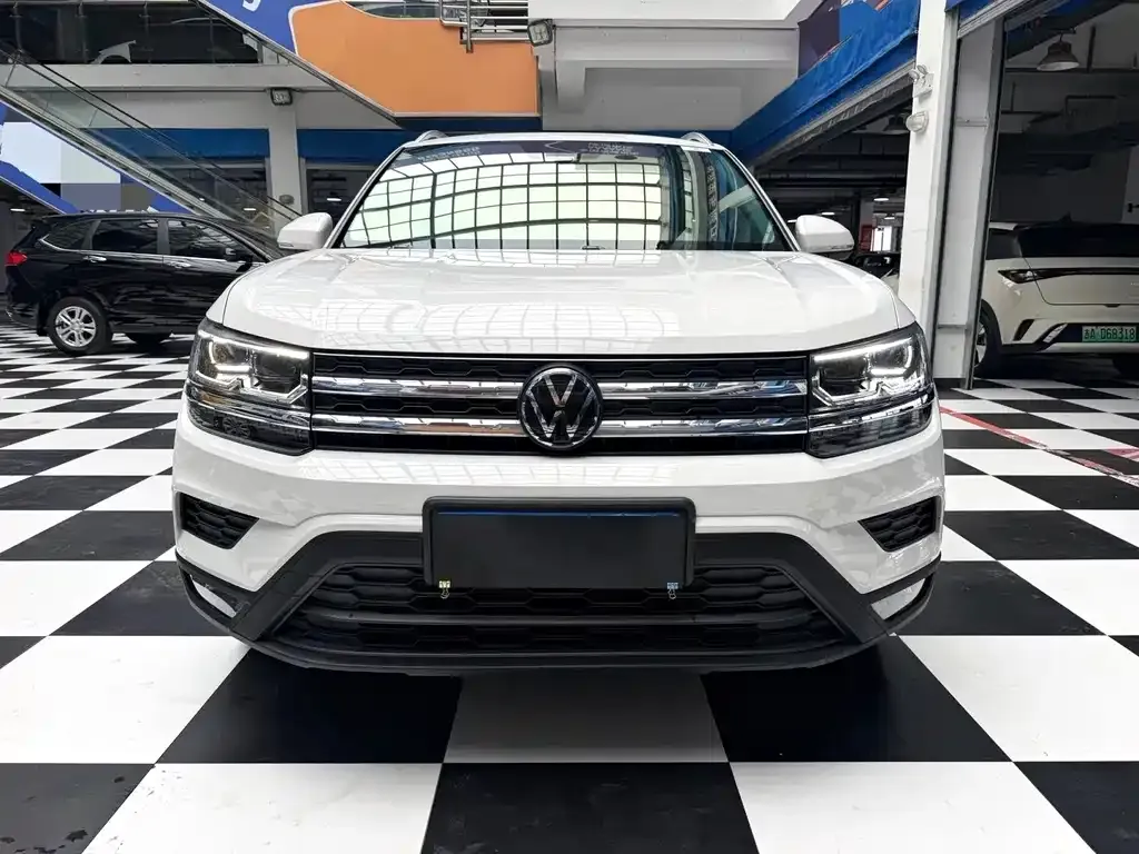 Volkswagen Tharu — фото 7