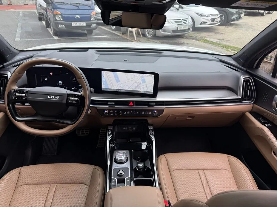Kia Sorento — фото 7