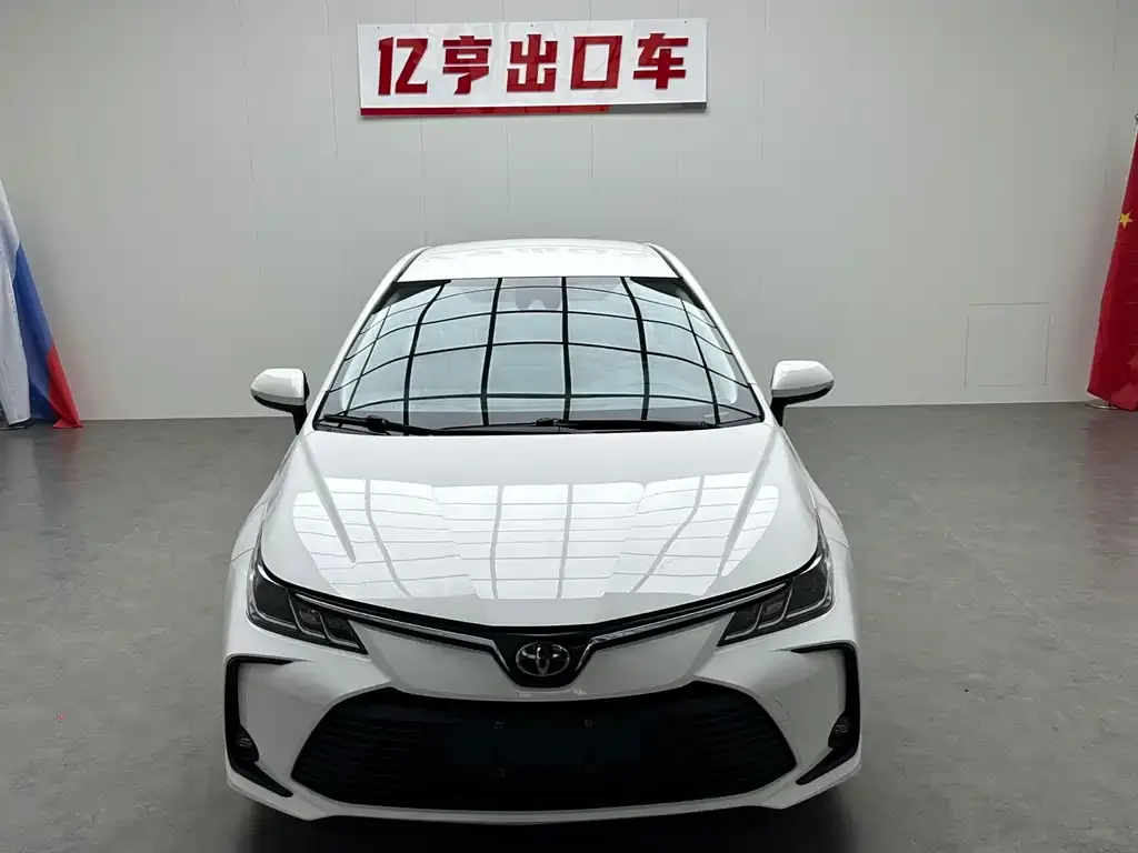 Toyota Corolla — фото 2