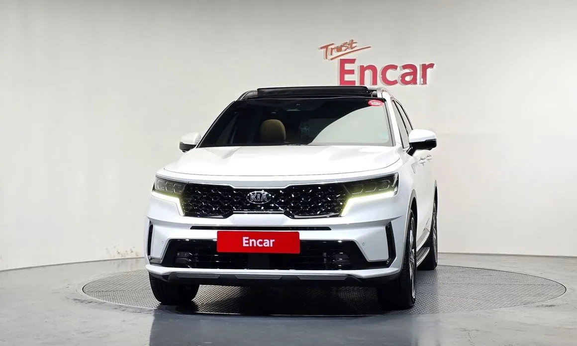 Kia Sorento — фото 10
