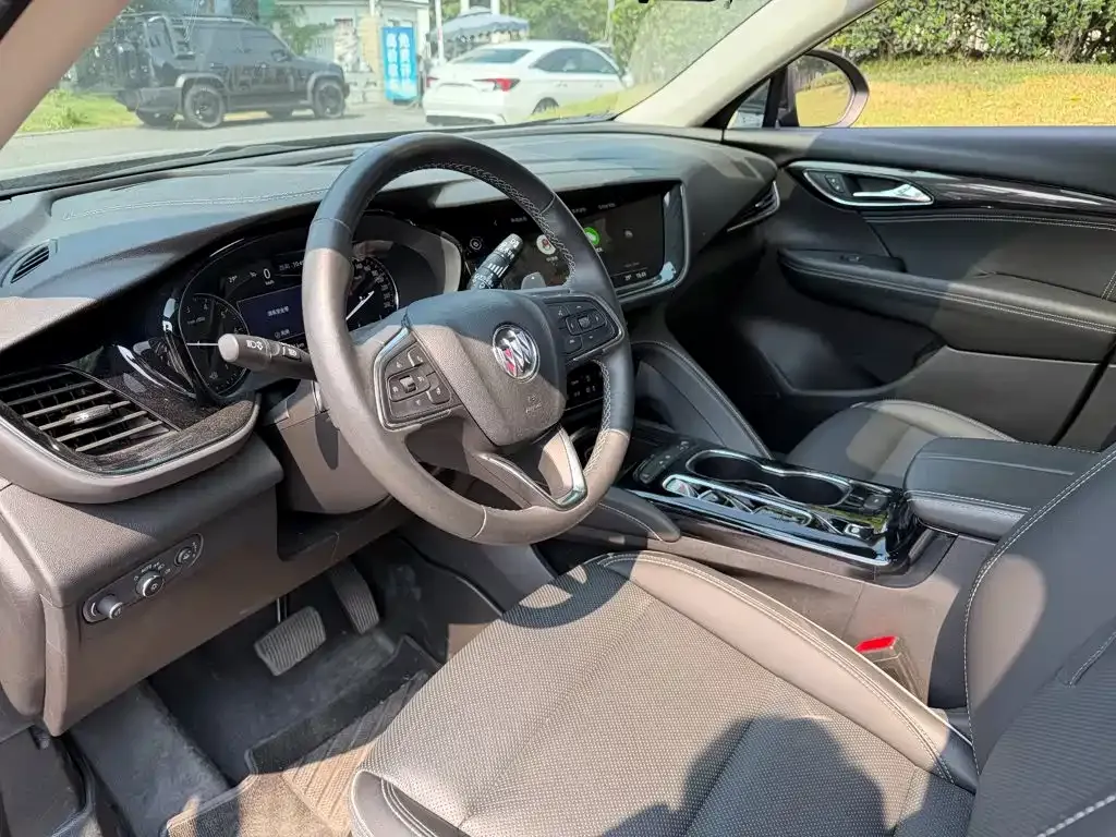 Buick Envision Plus — фото 6