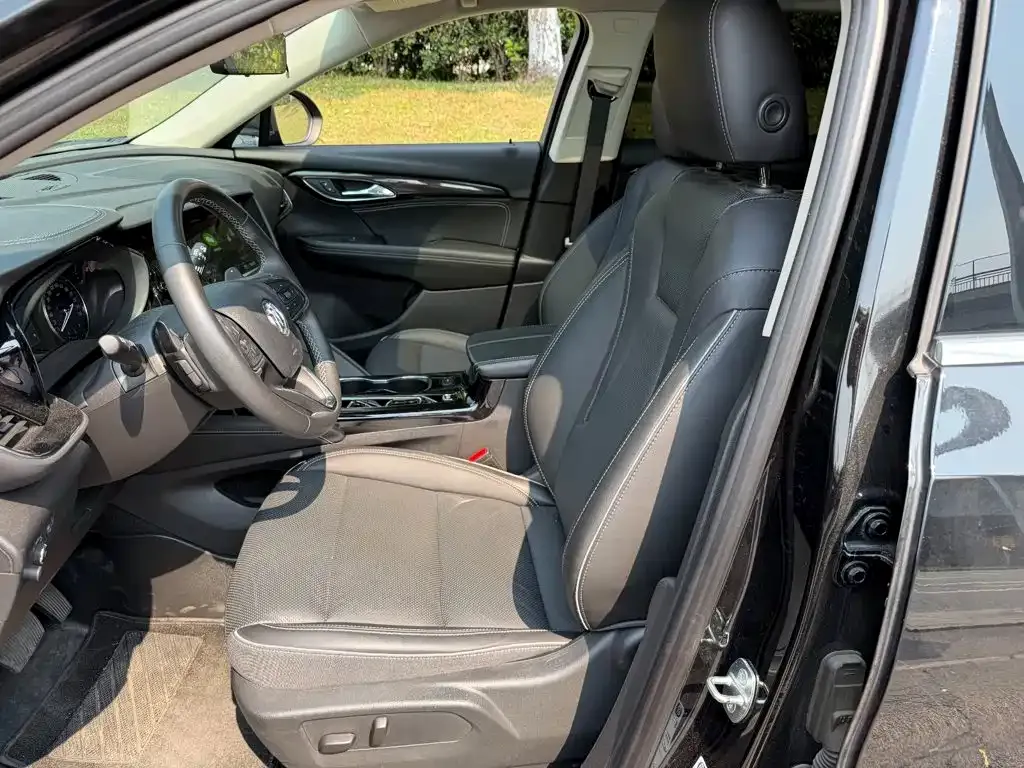 Buick Envision Plus — фото 5