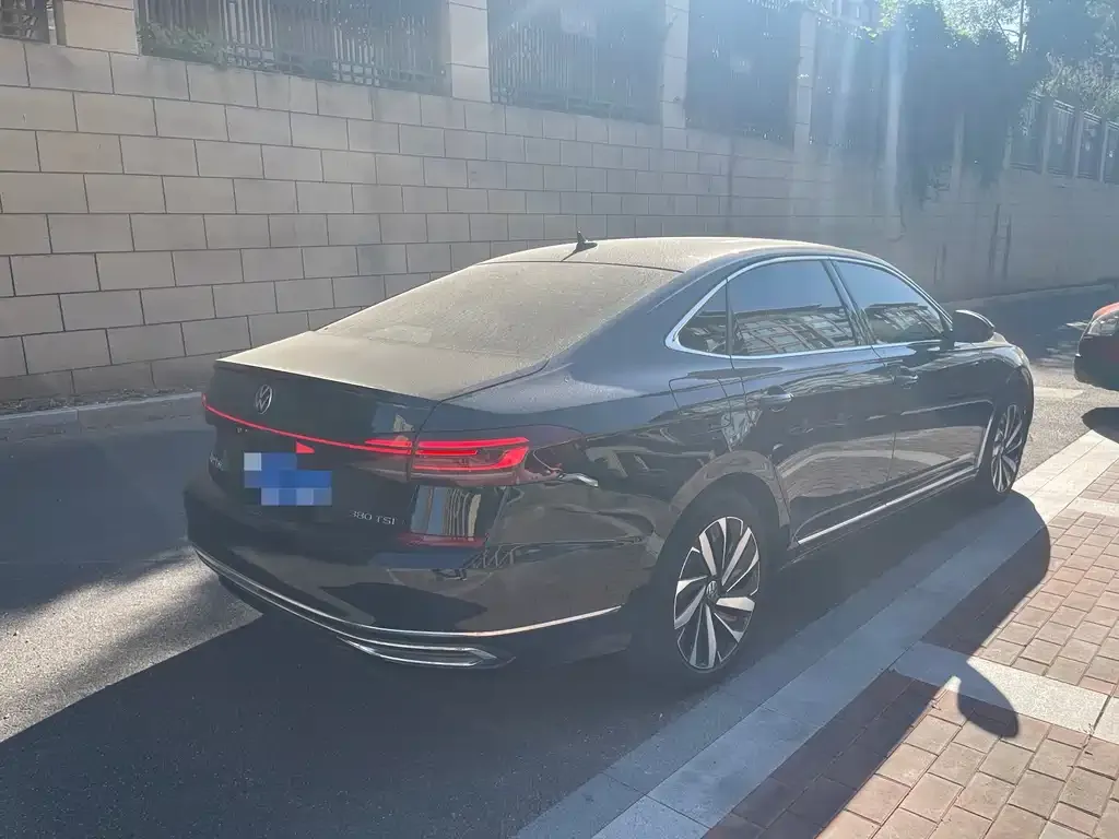 Volkswagen Passat — фото 4