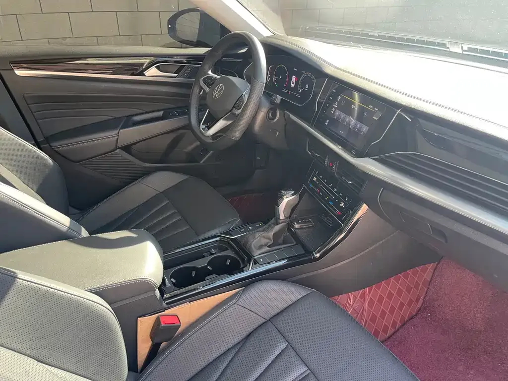 Volkswagen Passat — фото 7