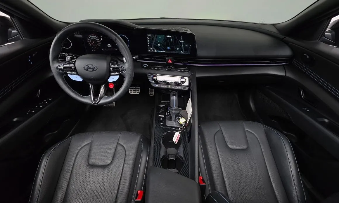 Hyundai AVANTE — фото 9