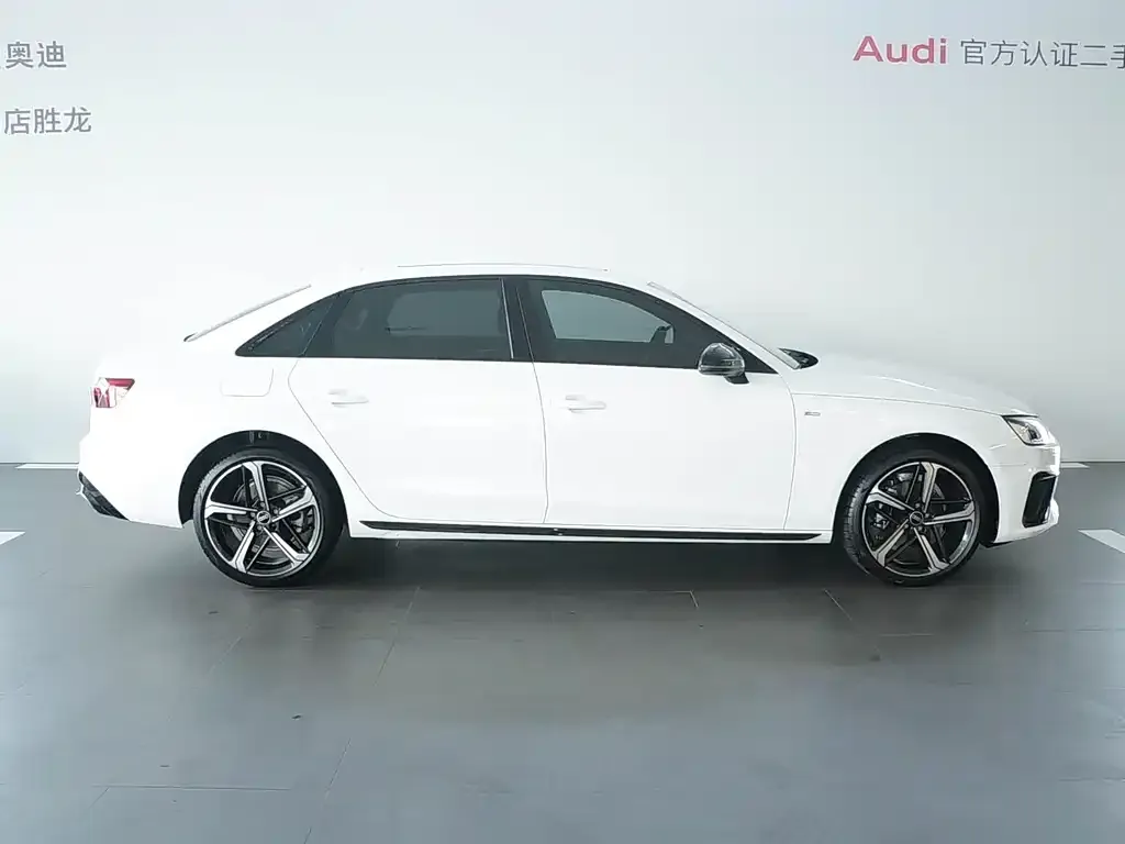 Audi A4L — фото 3