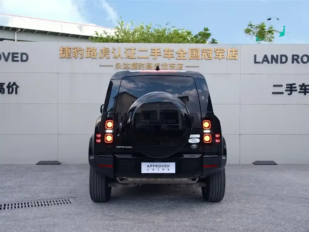Land Rover Defender — фото 9