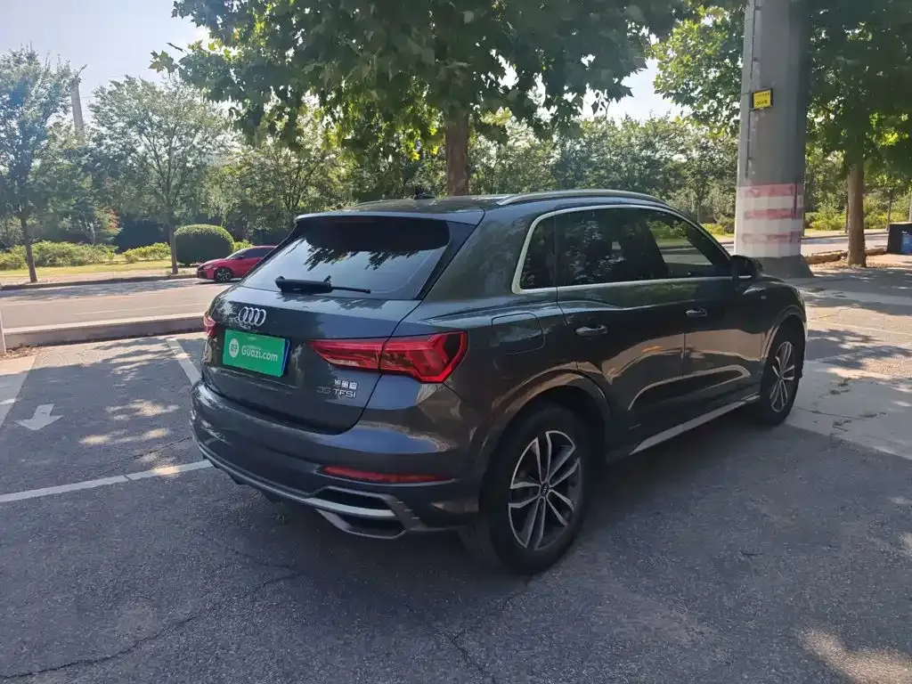 Audi Q3 — фото 3
