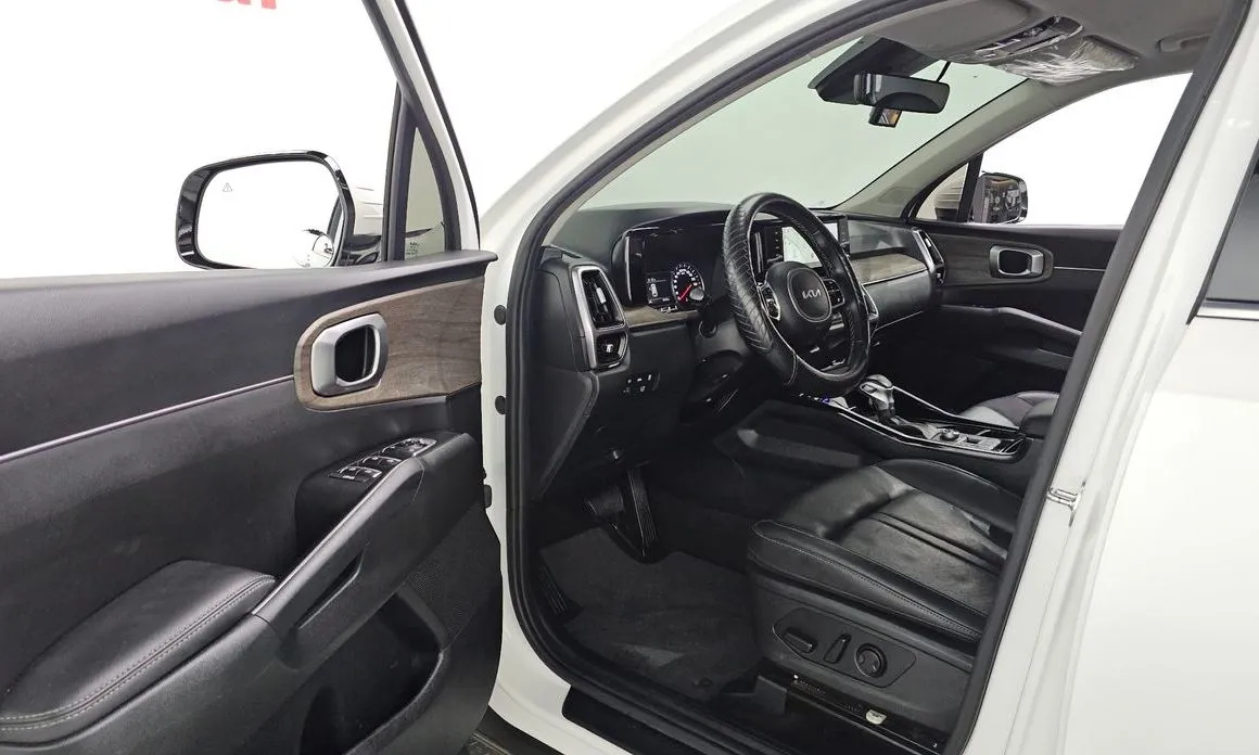 Kia Sorento — фото 9